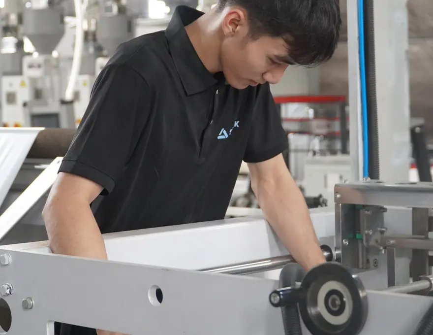 Cutting & sealing