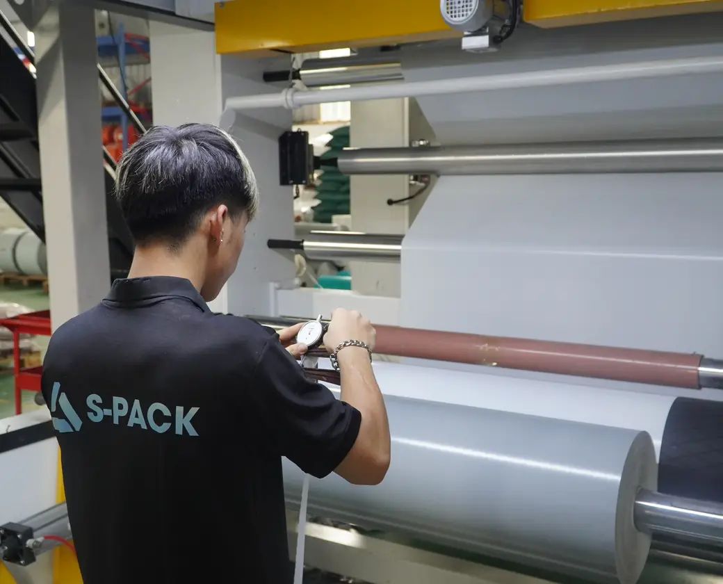 Nhân sự vận hành chuyên sâu